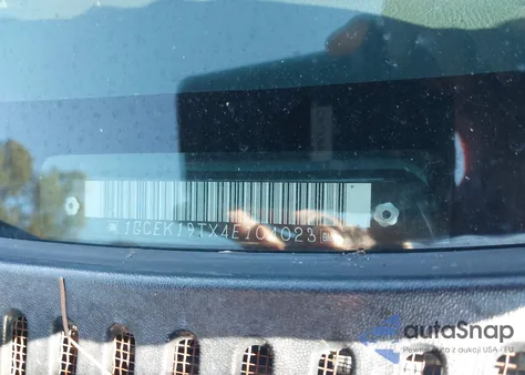 2004 Chevrolet Silverado 1500 Z71 from USA, damaged, VIN 1GCEK19TX4E104023